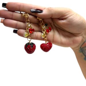 Llaveros Pequeños de Resina de Corazón y Fresa