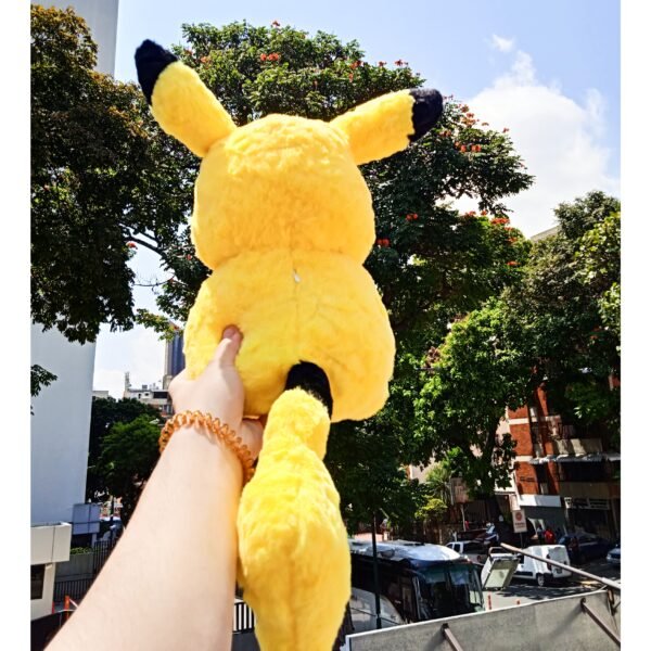 Peluches de Pikachu Grande 40 cm (22-03)