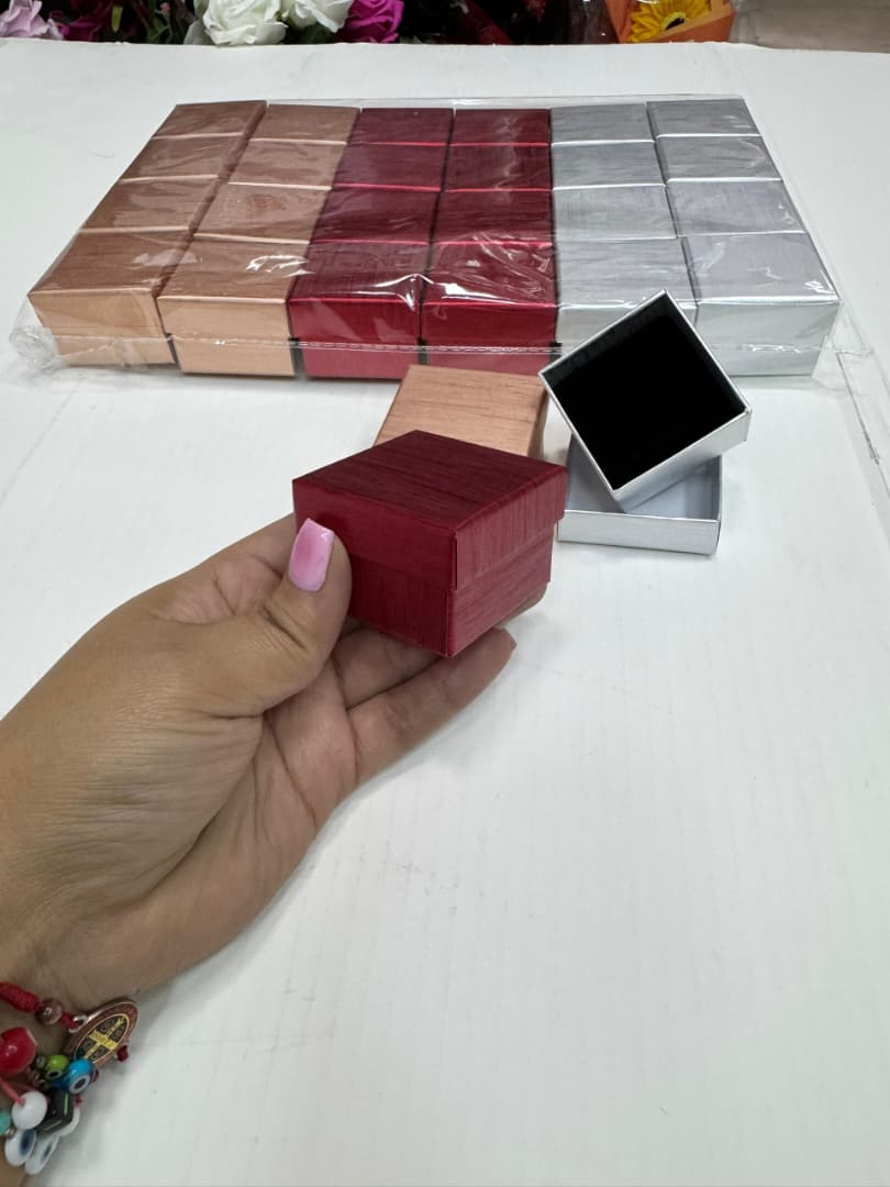 Estuches de Anillo 5×5 Unicolor. x12unid - Image 3