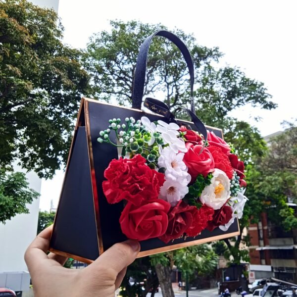 Cartera de Rosas Petalos de Jabón