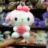 Peluche Kuromi Melody c/fresa 35cm #2403-118 - Image 8