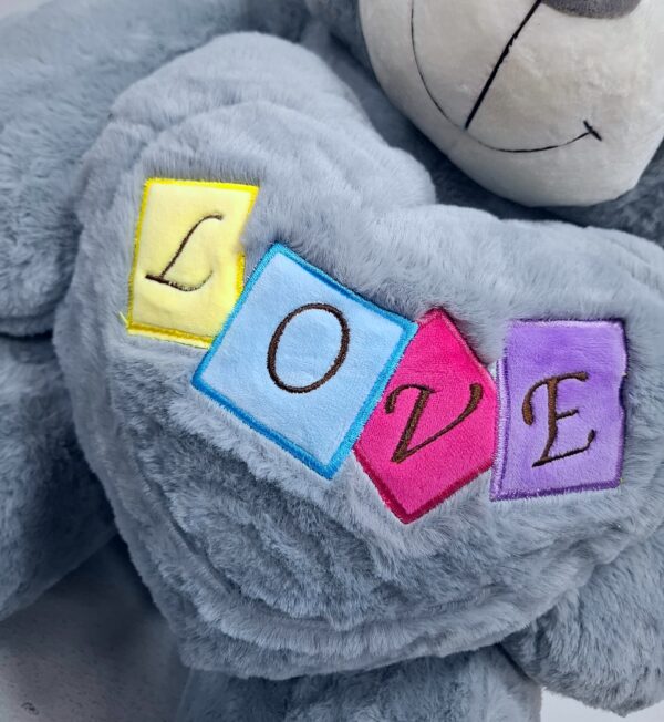 Peluche Oso Gris Coraz. Love 100cm #2450-100 - Image 4