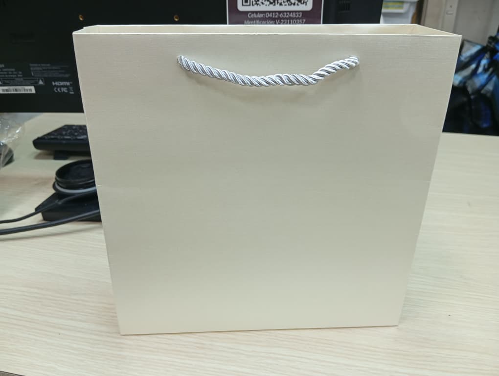 Bolsa Blanca Kraft 32x26 Perlada x12 unid. - Image 2