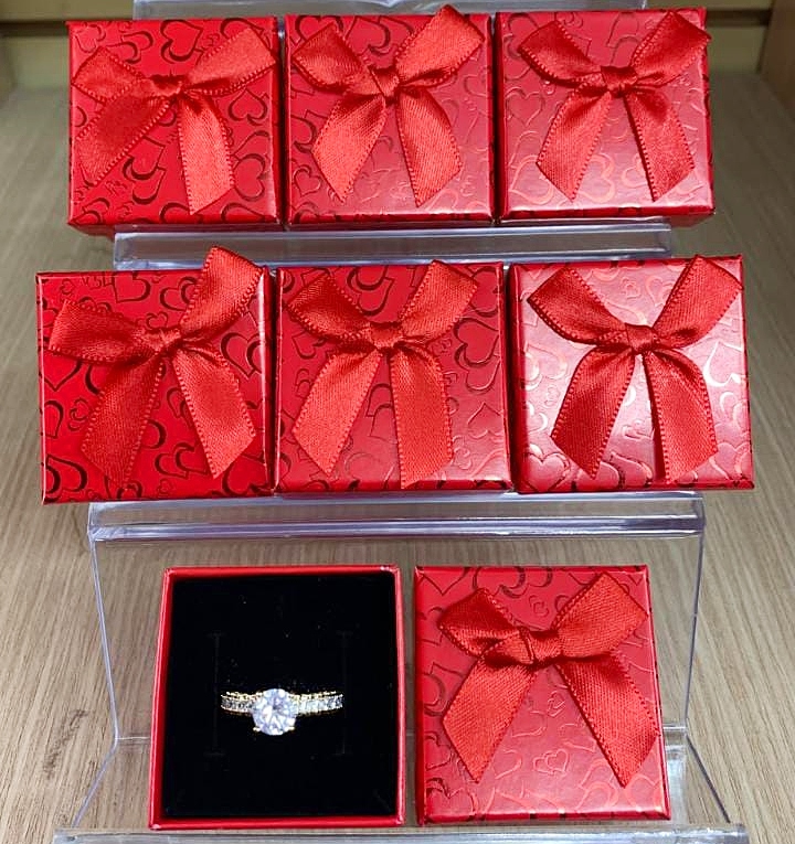 Estuches de Anillo 5×5 Rojos x12unid.