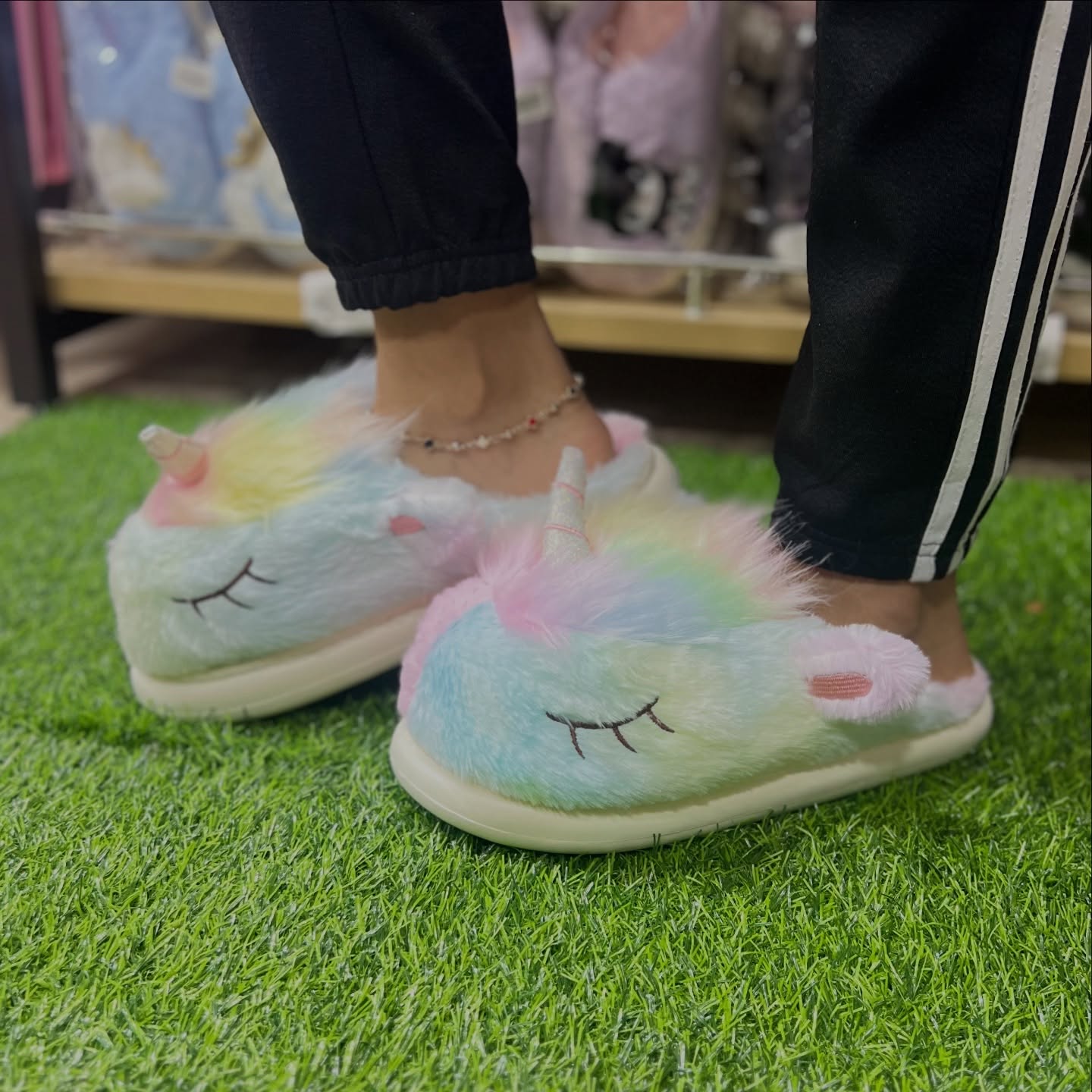 PANTUFLAS 28cm UNICORNIO #44204-1 - Image 3