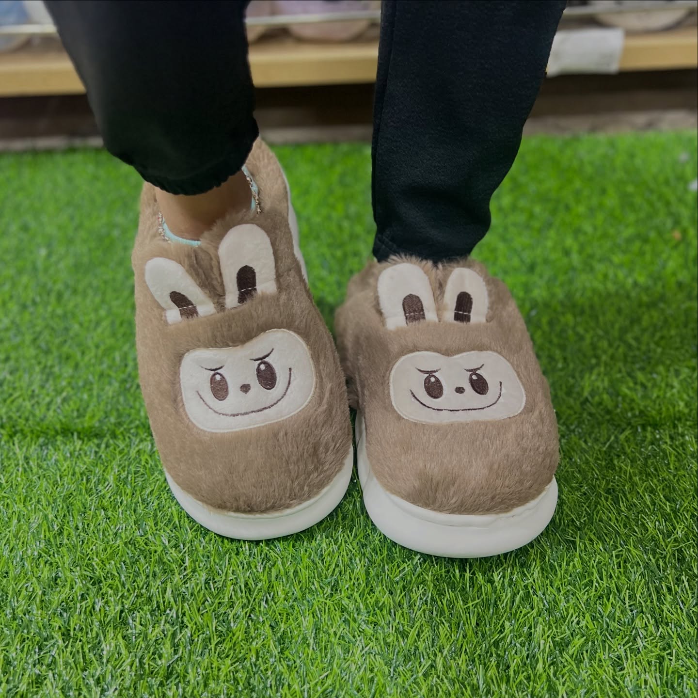 PANTUFLAS LABUBU #44205 - Image 3